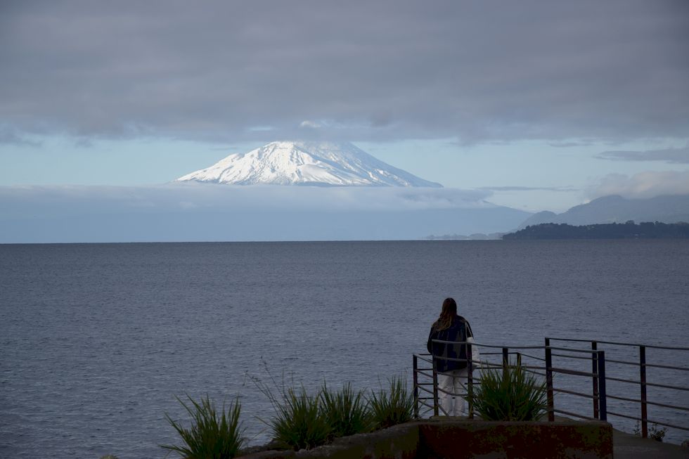 E02ap-0226-1-Puerto-Varas-Mole-Osorno-2-5-m.jpg