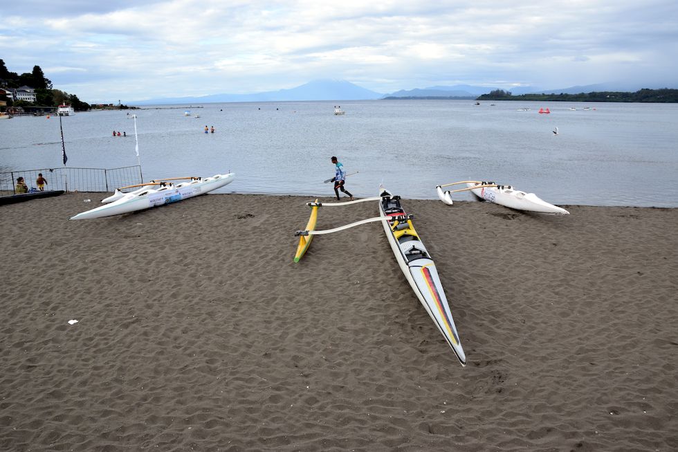 J002ap-0301-1-Puerto-Varas-Auslegerboote-1-3-m.jpg