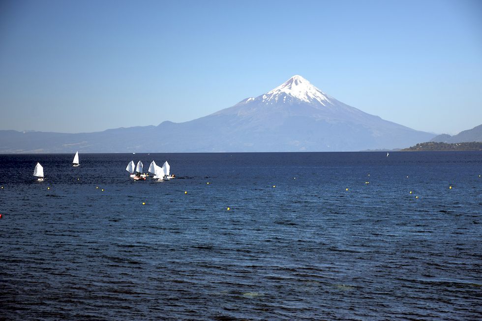 J006ap-0321-1-Puerto-Varas-Lago-Llanquihue-Segelboote-4-3-m.jpg