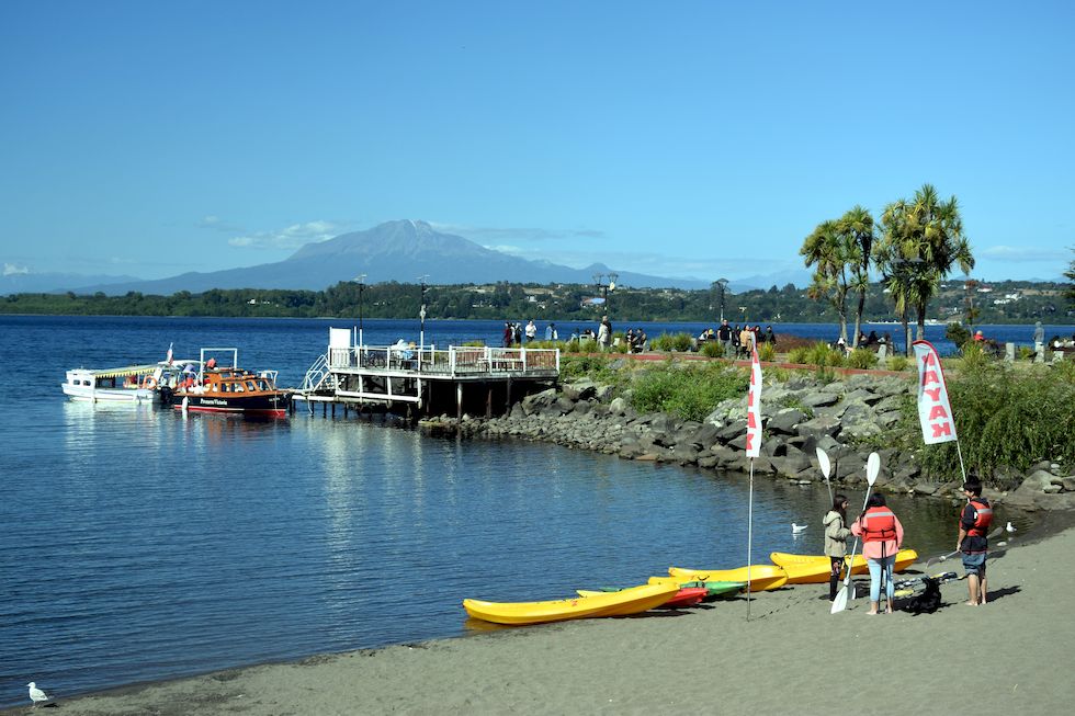 J008ap-0328-1-Puerto-Varas-Mole-6-3-m.jpg