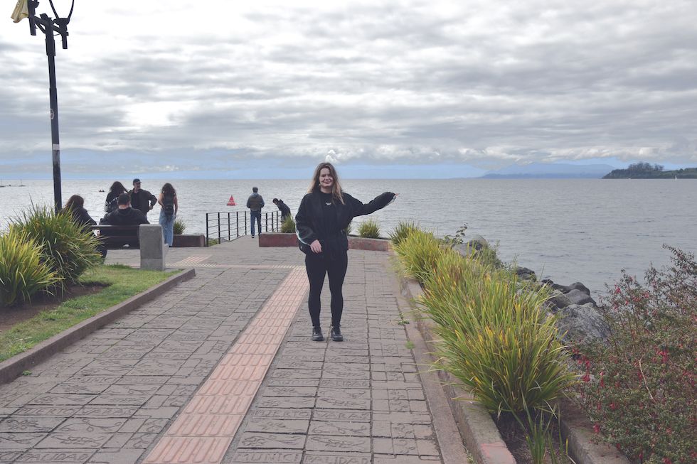 J015ap-0347-1-Puerto-Varas-Mole-Melina-10-3-m.jpg