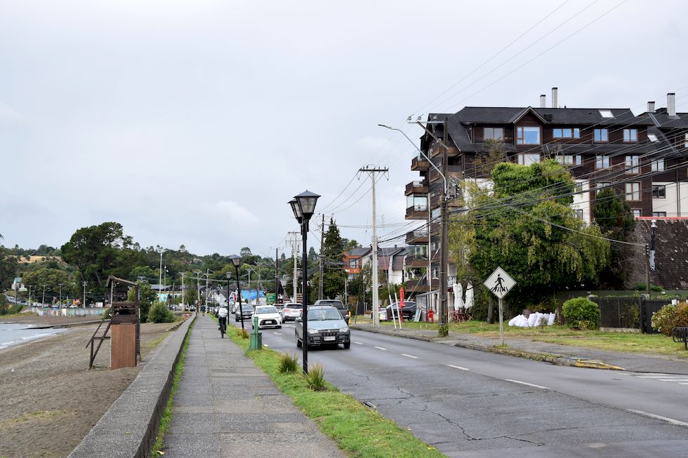 J023ap-0377-1-Puerto-Varas-Puerto-Chico-15-3-m.jpg