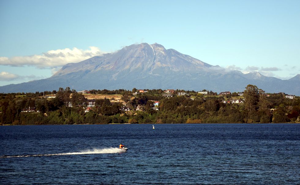 J055ap-0481-1-Puerto-Varas-Calbuco-31-3-m.jpg