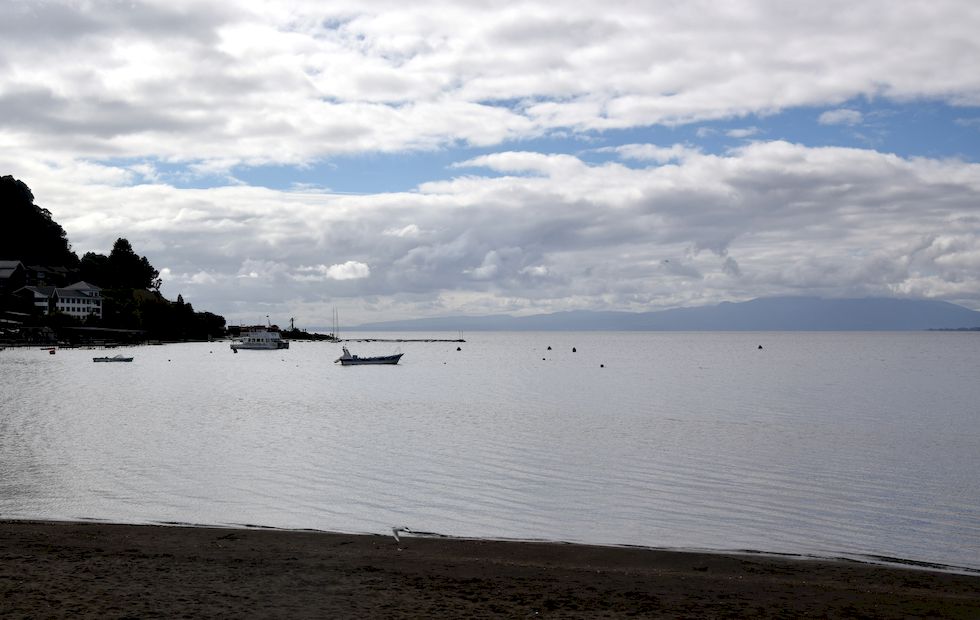 J070ap-0535-1-Puerto-Varas-Lago-Llanquihue-8-4-m.jpg