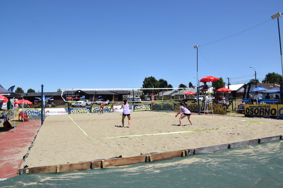 Parque Chucaya in Osorno, Beach-Volleyball